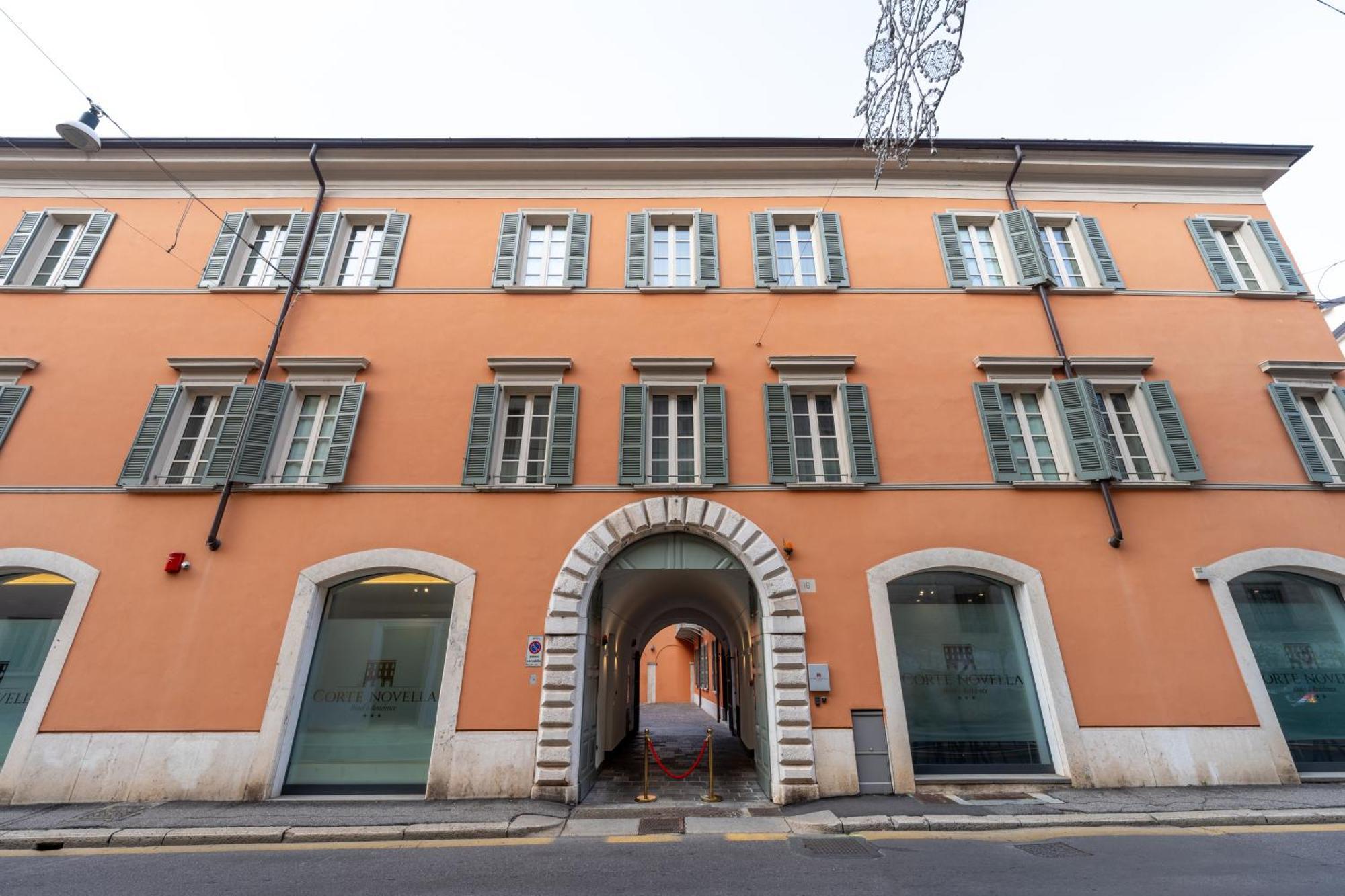 Corte Novella Hotel & Residence Brescia Exteriör bild